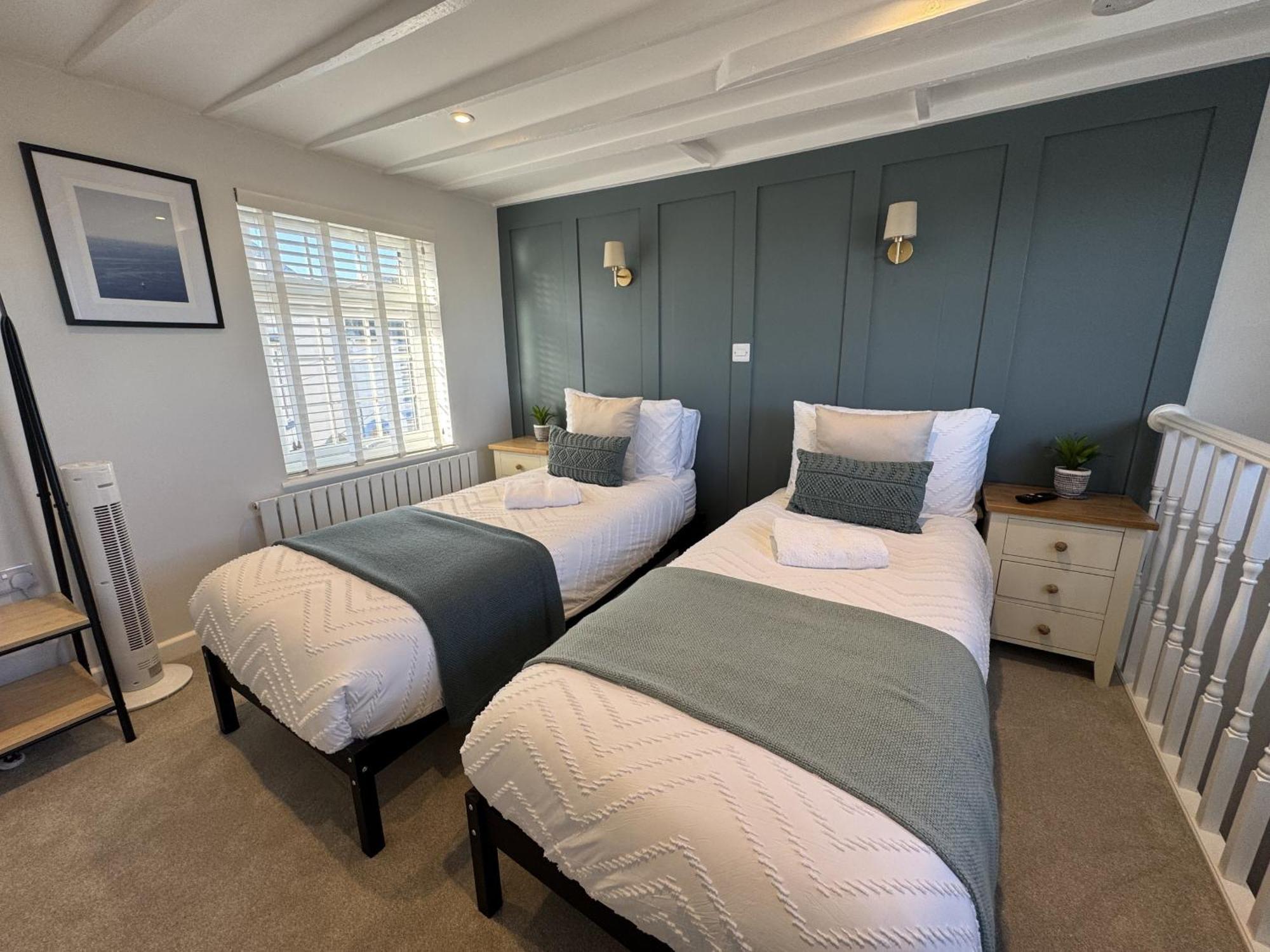 Driftwood House - Luxury Dog-Friendly Townhouse In Cowes, Steps From Marina Villa Cowes  Luaran gambar